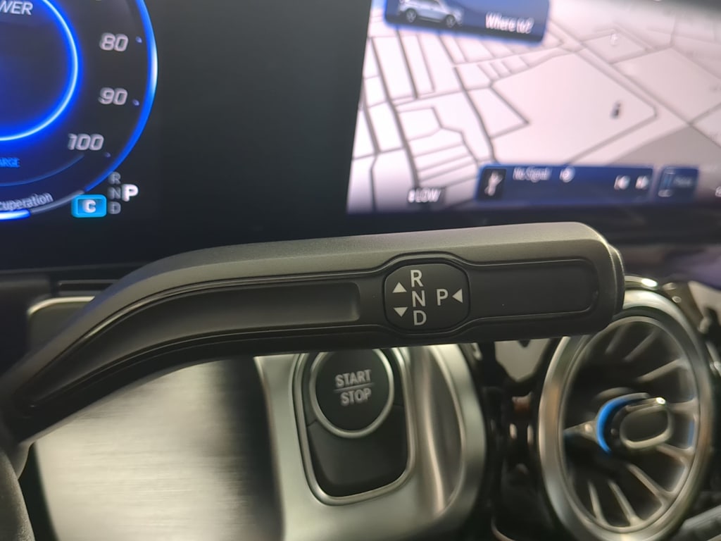 Thumbnail: 2025 Mercedes-Benz EQB - 38