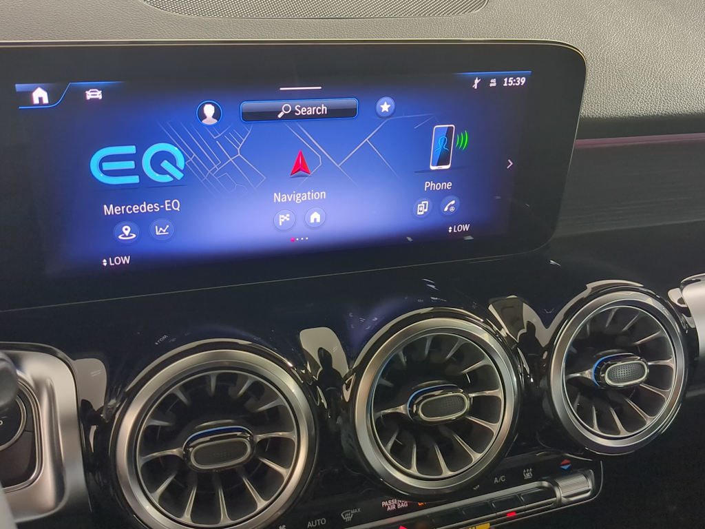 Thumbnail: 2025 Mercedes-Benz EQB - 16