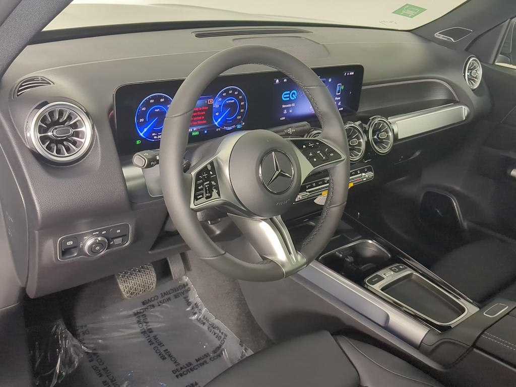 Thumbnail: 2025 Mercedes-Benz EQB - 2