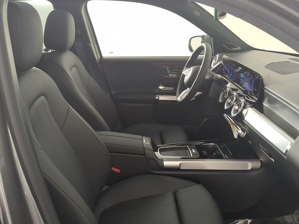 Thumbnail: 2025 Mercedes-Benz EQB - 12