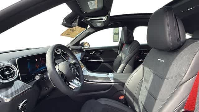 Thumbnail: 2025 Mercedes-Benz GLC - 11