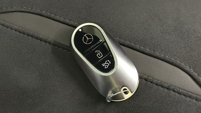 Thumbnail: 2026 Mercedes-Benz GLC - 19