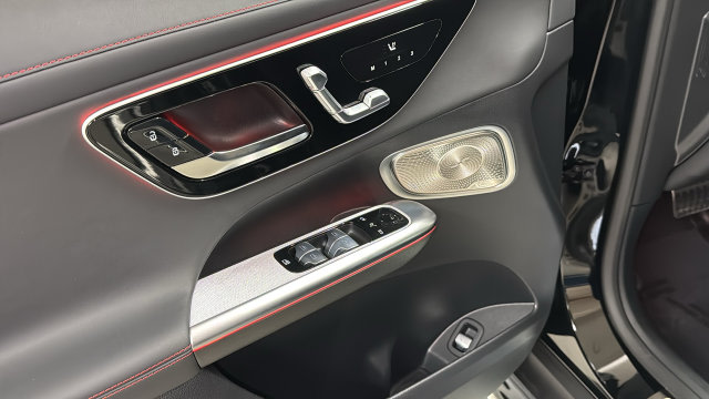 Thumbnail: 2026 Mercedes-Benz GLC - 23