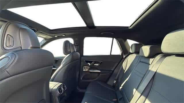 Thumbnail: 2025 Mercedes-Benz GLC - 21