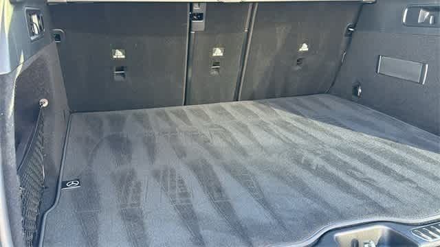 Thumbnail: 2025 Mercedes-Benz GLC - 34