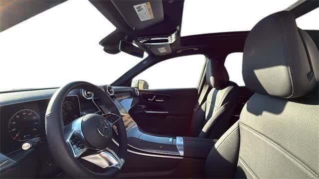 Thumbnail: 2025 Mercedes-Benz GLC - 10
