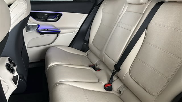 Thumbnail: 2025 Mercedes-Benz GLC - 81