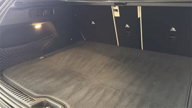 Thumbnail: 2025 Mercedes-Benz GLC - 93