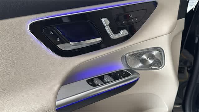 Thumbnail: 2025 Mercedes-Benz GLC - 50