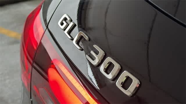 Thumbnail: 2025 Mercedes-Benz GLC - 88