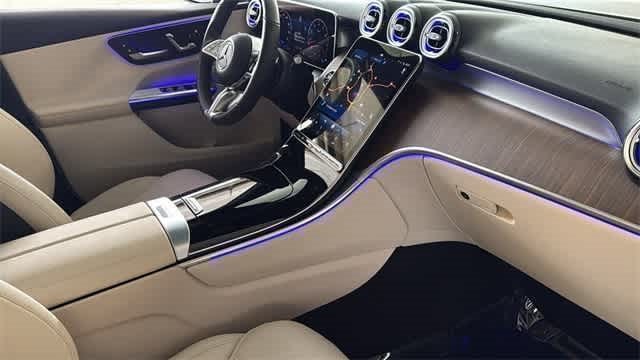 Thumbnail: 2025 Mercedes-Benz GLC - 201