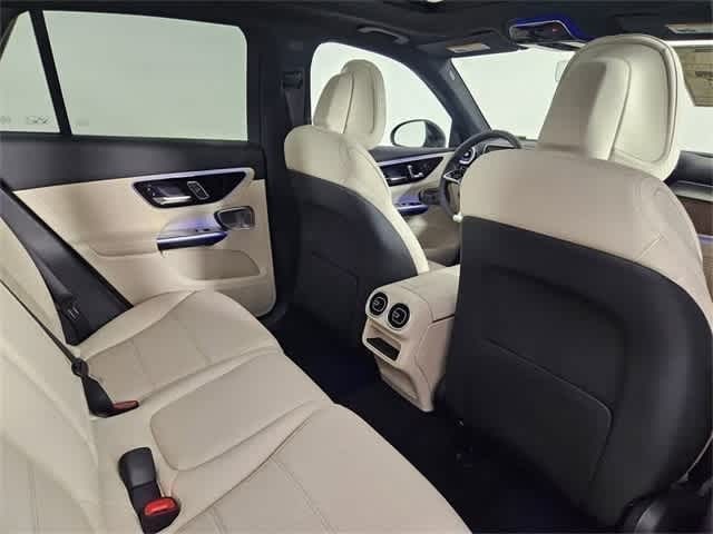 Thumbnail: 2025 Mercedes-Benz GLC - 172