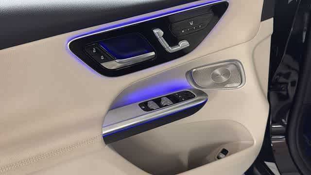 Thumbnail: 2025 Mercedes-Benz GLC - 23