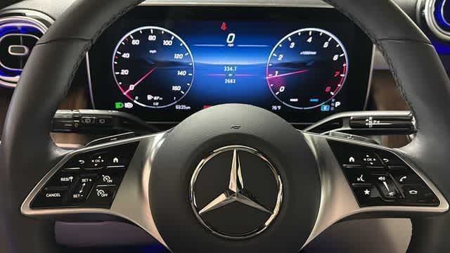 Thumbnail: 2025 Mercedes-Benz GLC - 17