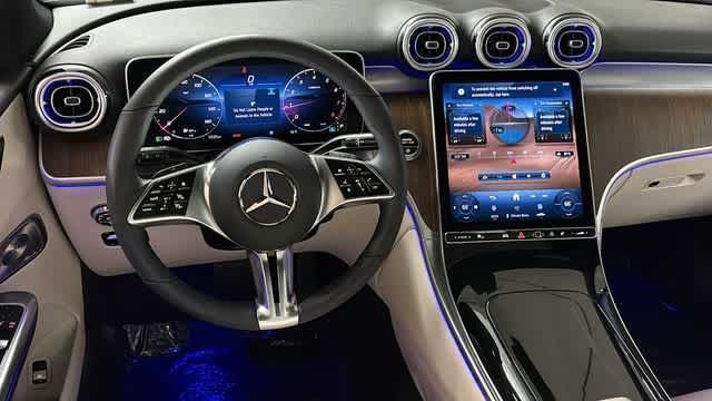 Thumbnail: 2025 Mercedes-Benz GLC - 9