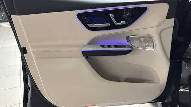 Thumbnail: 2025 Mercedes-Benz GLC - 22