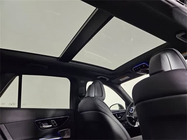 Thumbnail: 2025 Mercedes-Benz GLC - 46