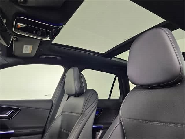 Thumbnail: 2025 Mercedes-Benz GLC - 50