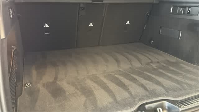 Thumbnail: 2025 Mercedes-Benz GLC - 63