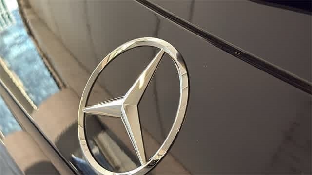 Thumbnail: 2025 Mercedes-Benz GLC - 35