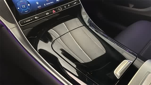 Thumbnail: 2025 Mercedes-Benz GLC - 17