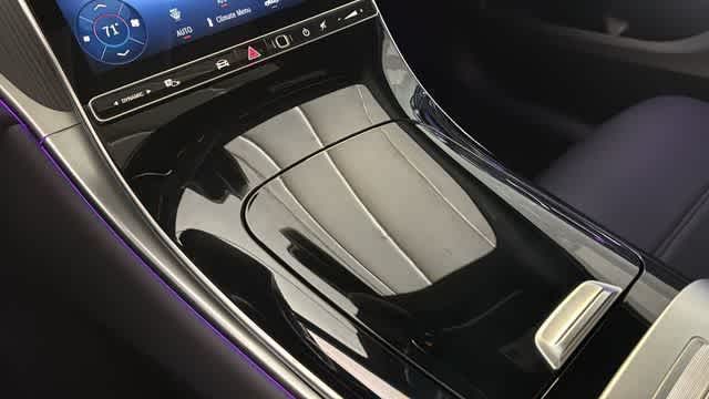 Thumbnail: 2025 Mercedes-Benz GLC - 13