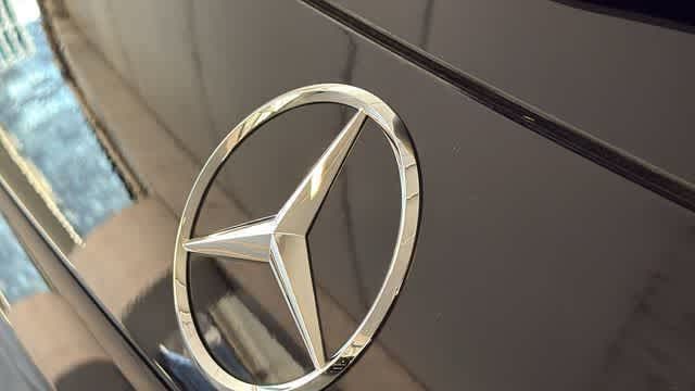 Thumbnail: 2025 Mercedes-Benz GLC - 18