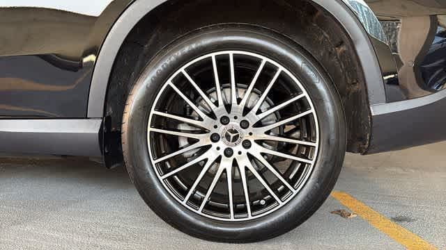 Thumbnail: 2025 Mercedes-Benz GLC - 6