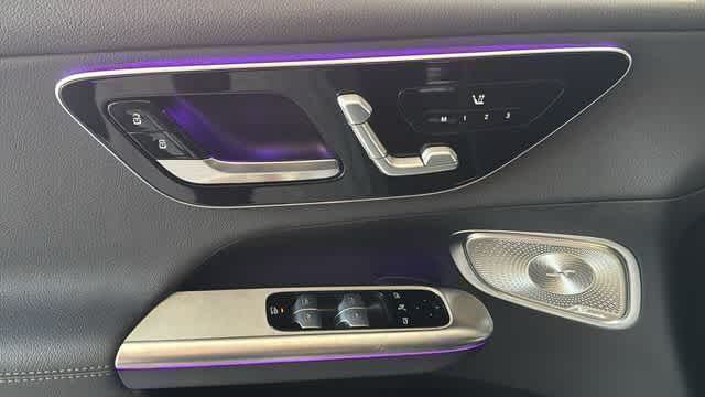 Thumbnail: 2025 Mercedes-Benz GLC - 21