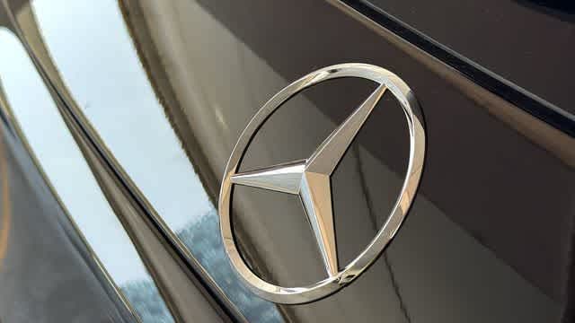 Thumbnail: 2025 Mercedes-Benz GLC - 6