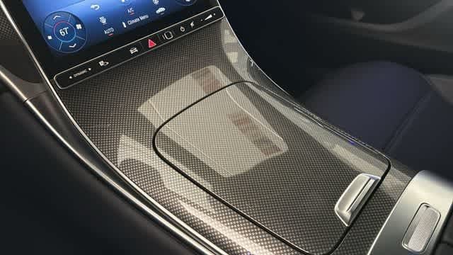 Thumbnail: 2025 Mercedes-Benz GLC - 14