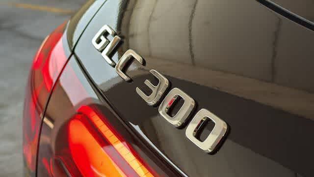 Thumbnail: 2025 Mercedes-Benz GLC - 17