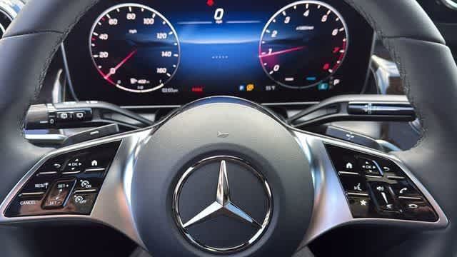 Thumbnail: 2026 Mercedes-Benz GLC - 16