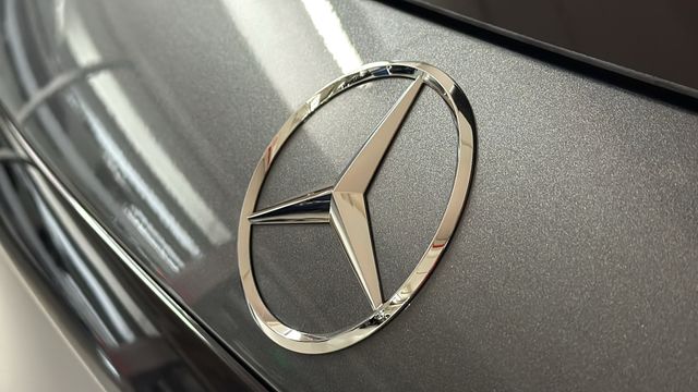 Thumbnail: 2023 Mercedes-Benz GLC - 19
