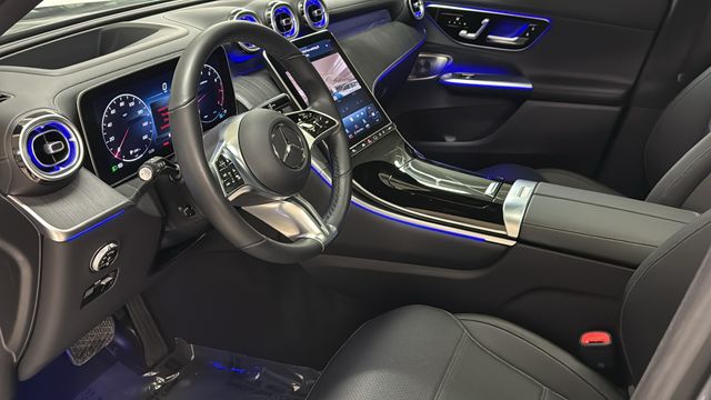 Thumbnail: 2023 Mercedes-Benz GLC - 13