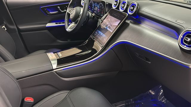 Thumbnail: 2023 Mercedes-Benz GLC - 14