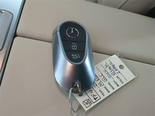 Thumbnail: 2026 Mercedes-Benz GLC - 19