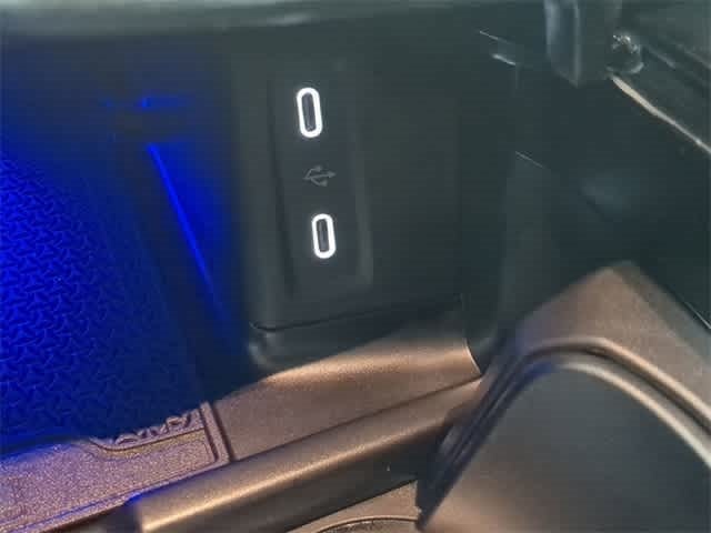 Thumbnail: 2026 Mercedes-Benz GLC - 36