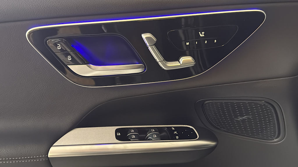 Thumbnail: 2026 Mercedes-Benz GLC - 23