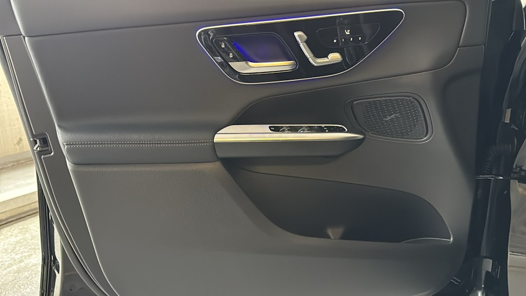 Thumbnail: 2026 Mercedes-Benz GLC - 21