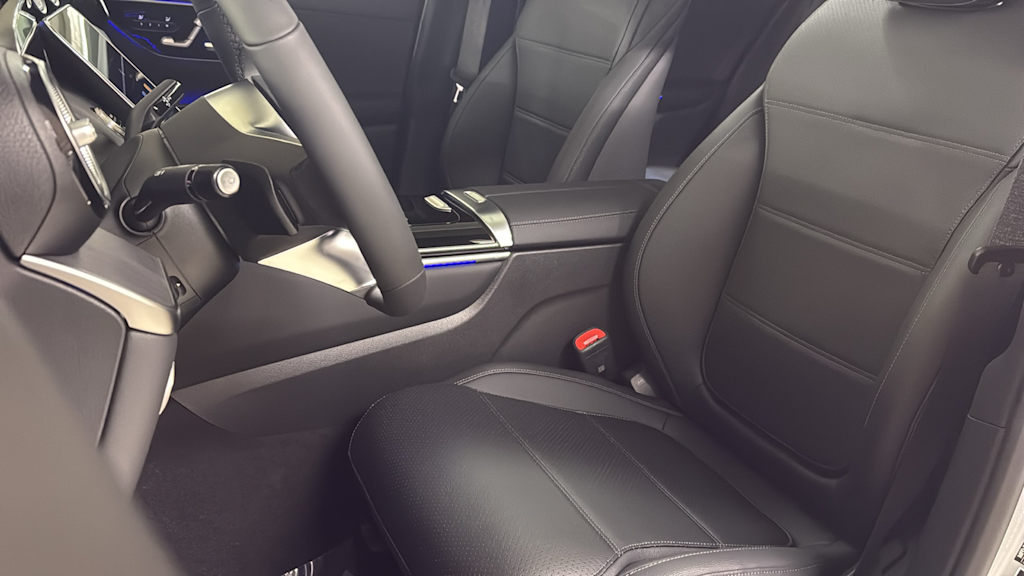 Thumbnail: 2026 Mercedes-Benz GLC - 12