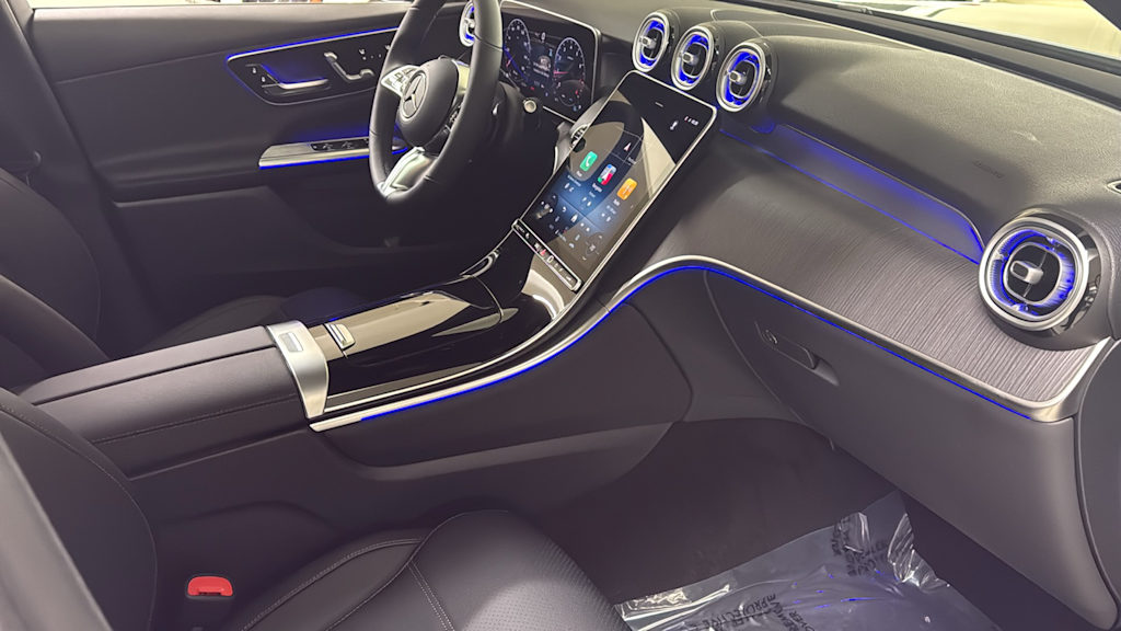 Thumbnail: 2026 Mercedes-Benz GLC - 15