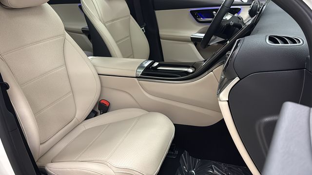 Thumbnail: 2026 Mercedes-Benz GLC - 36