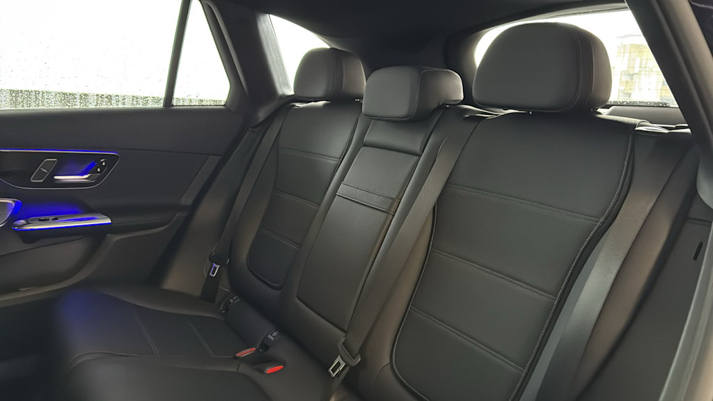 Thumbnail: 2025 Mercedes-Benz GLC - 31