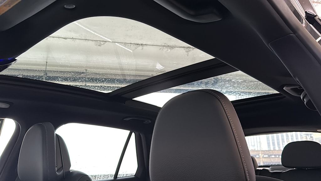 Thumbnail: 2025 Mercedes-Benz GLC - 29