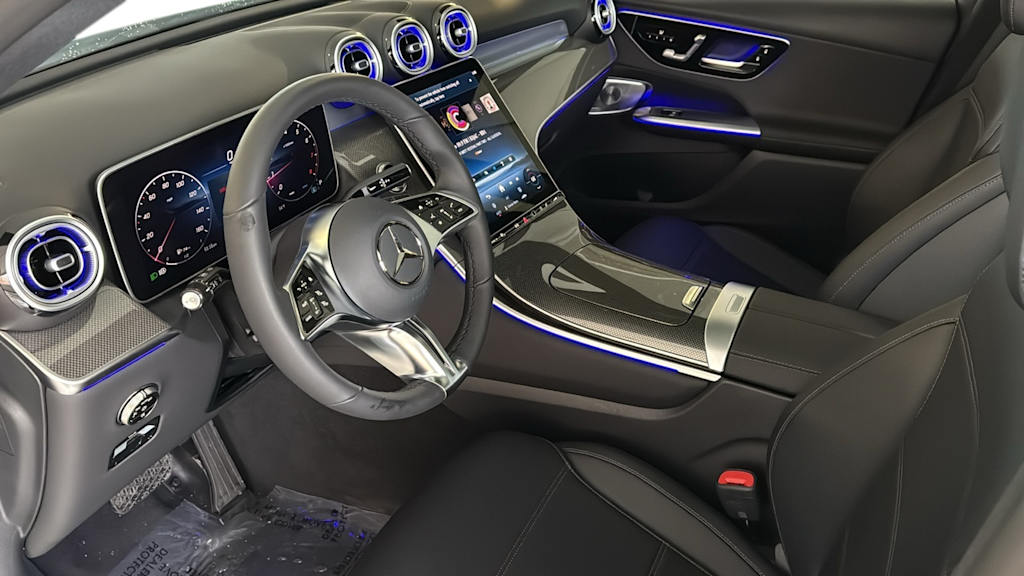 Thumbnail: 2025 Mercedes-Benz GLC - 2