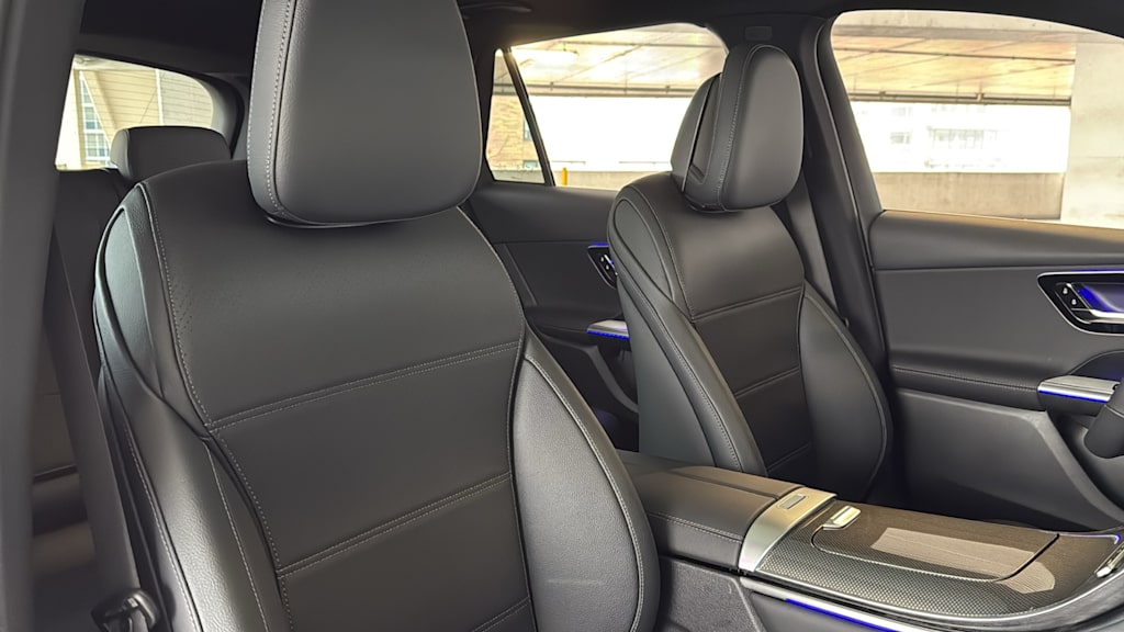 Thumbnail: 2025 Mercedes-Benz GLC - 12