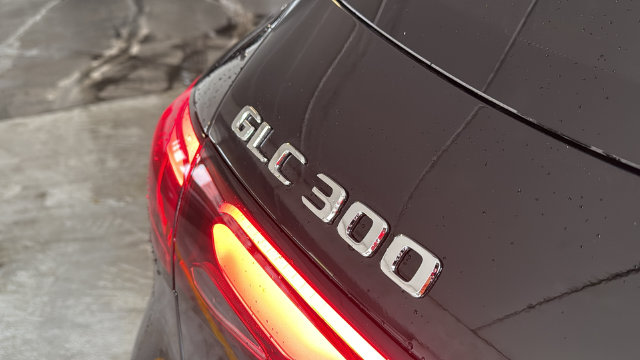 Thumbnail: 2025 Mercedes-Benz GLC - 21