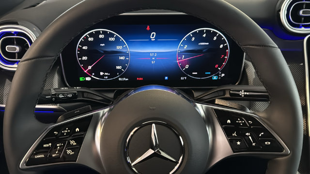 Thumbnail: 2025 Mercedes-Benz GLC - 10