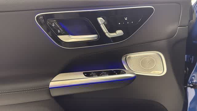 Thumbnail: 2026 Mercedes-Benz GLC - 23